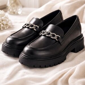 Penn by Penningtons Rhinestone Chain Platform Loafers Black Wide Width 9WW NWOT